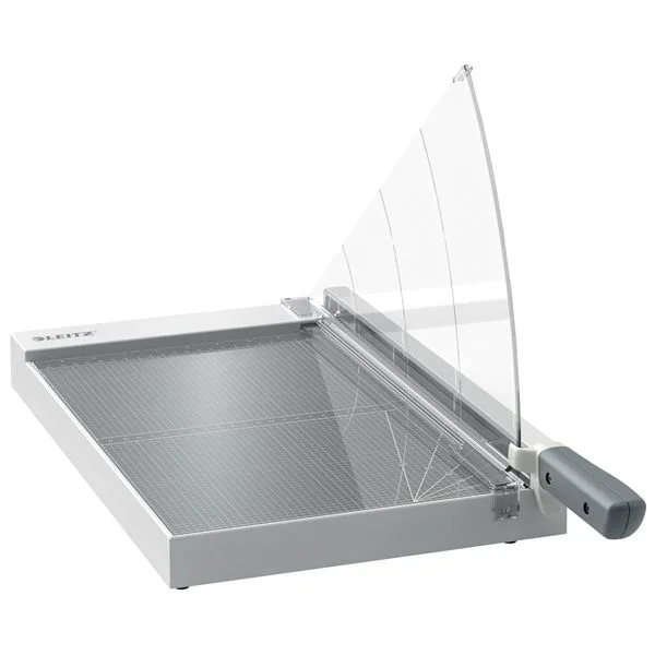 Akce Páková řezačka Leitz Precision Office A4+