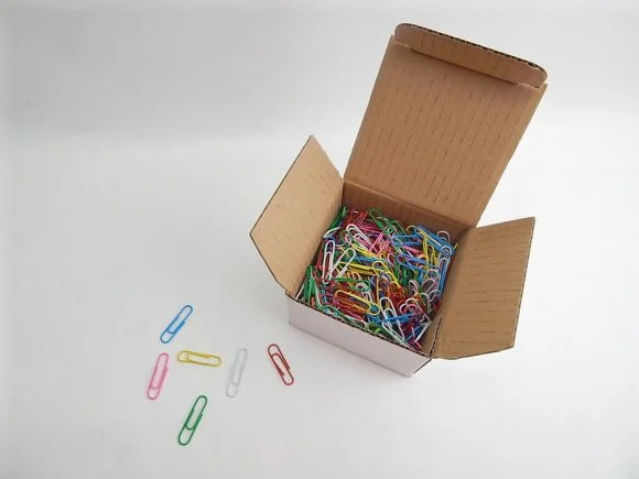 Sponky kancelářské 453 B 32 mm (500 ks) Jen Po Omezenou Doba