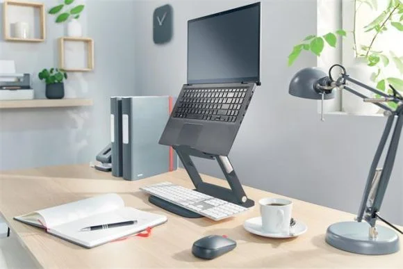 Vrácení Zdarma Stojan na notebook Ergo, šedá, nastavitelný, LEITZ 64240089